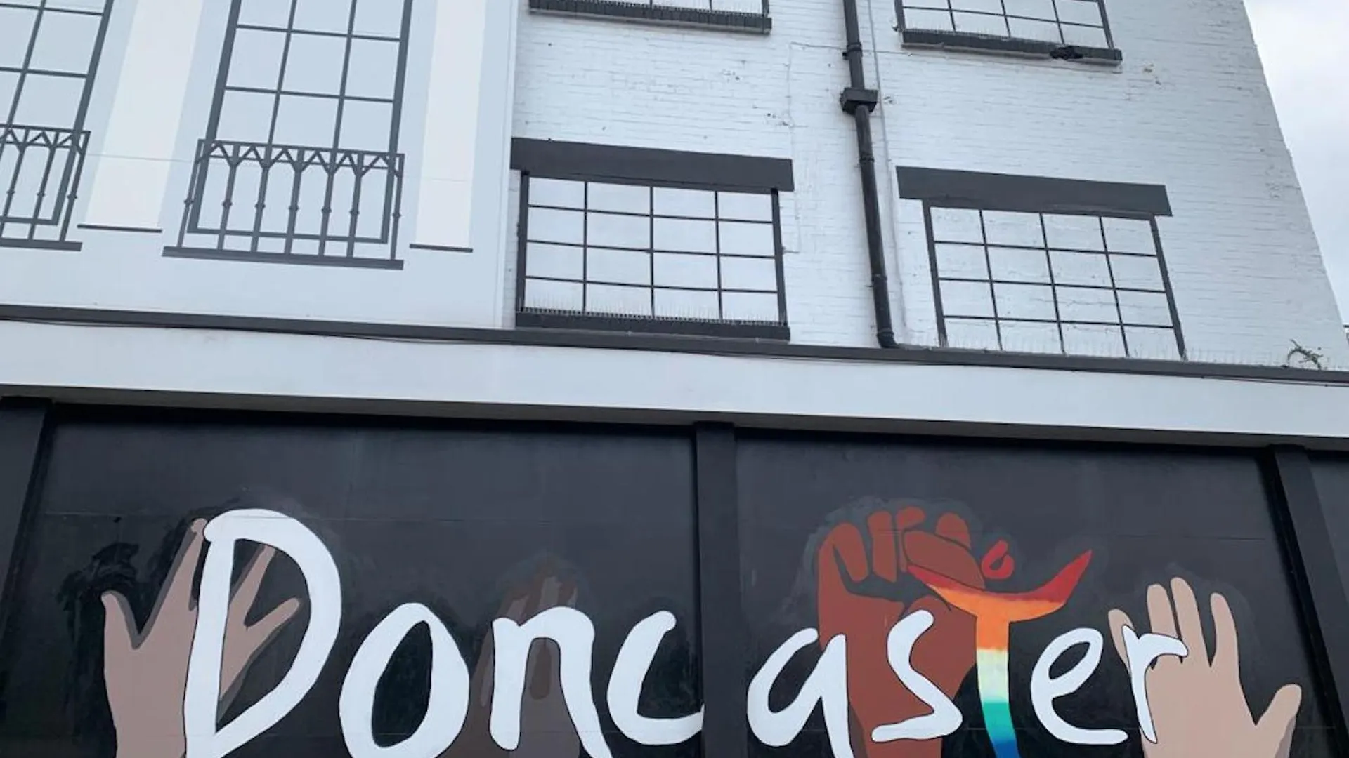 Central Doncaster 1Bed 1Bath Pent-Apartment United Kingdom